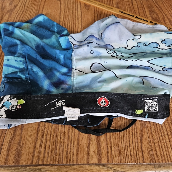 Mens 29 Volcom Board Shorts Swim Trunks Surfer Drawstring Back Pocket Stretch - Picture 13 of 16